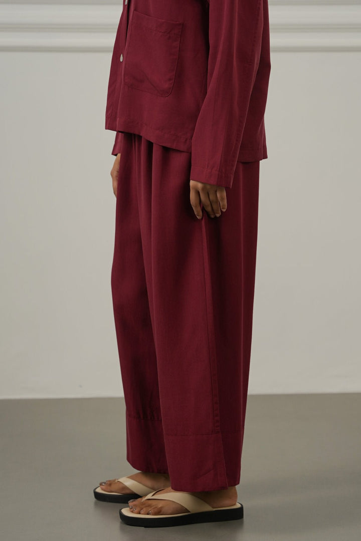 BURGUNDY TENCEL-LINEN EASE PANTS