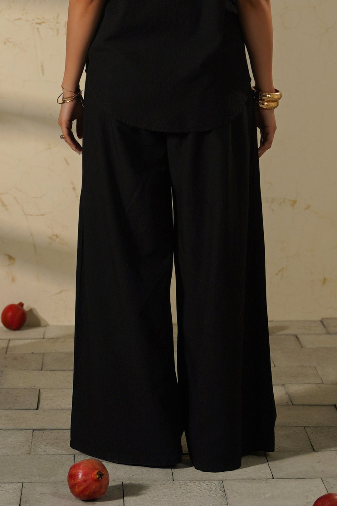 BLACK COTTON LINEN PLEAT PANTS