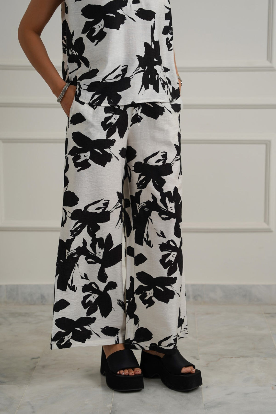 BLACK ABSTRACT RESORT PANTS
