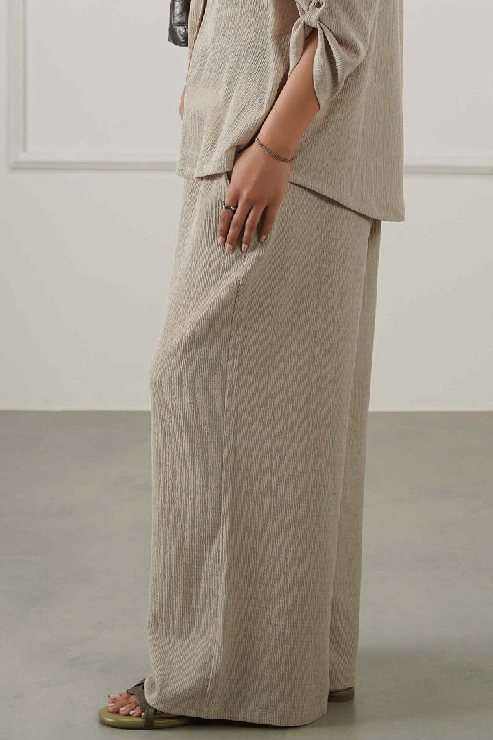 OAT WHITE BASIC STRAIGHT PANTS