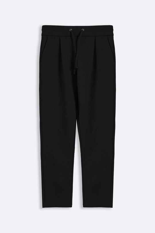 BLACK TAPERED PANTS WITH DRAWCORD
