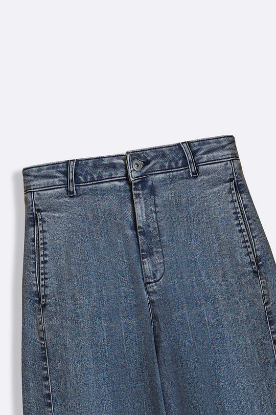 MID BLUE HIGH-RISE CROPPED JEANS