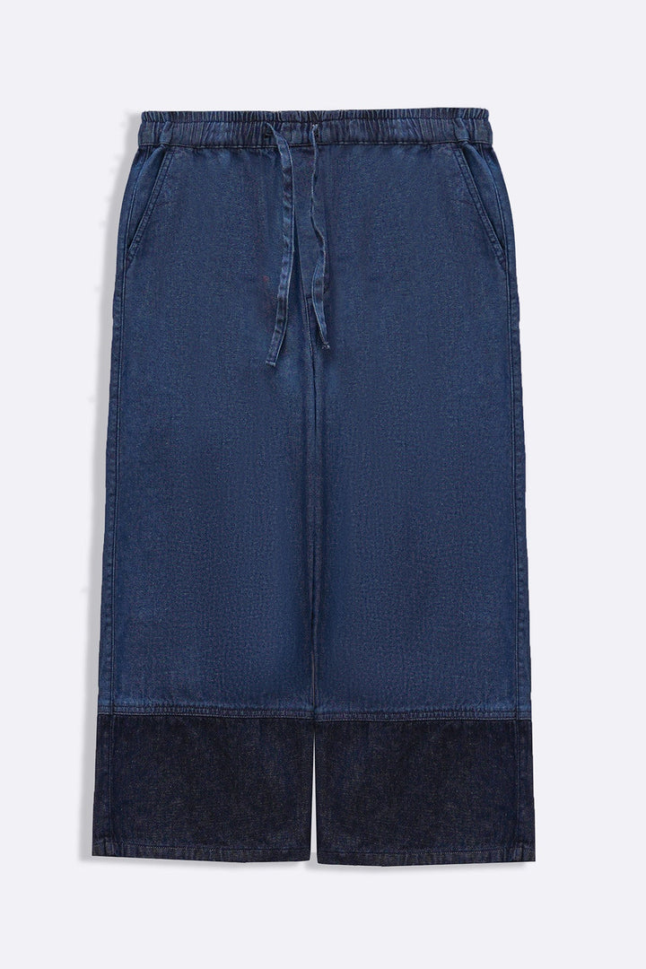 MID BLUE EASY CROPPED JEANS