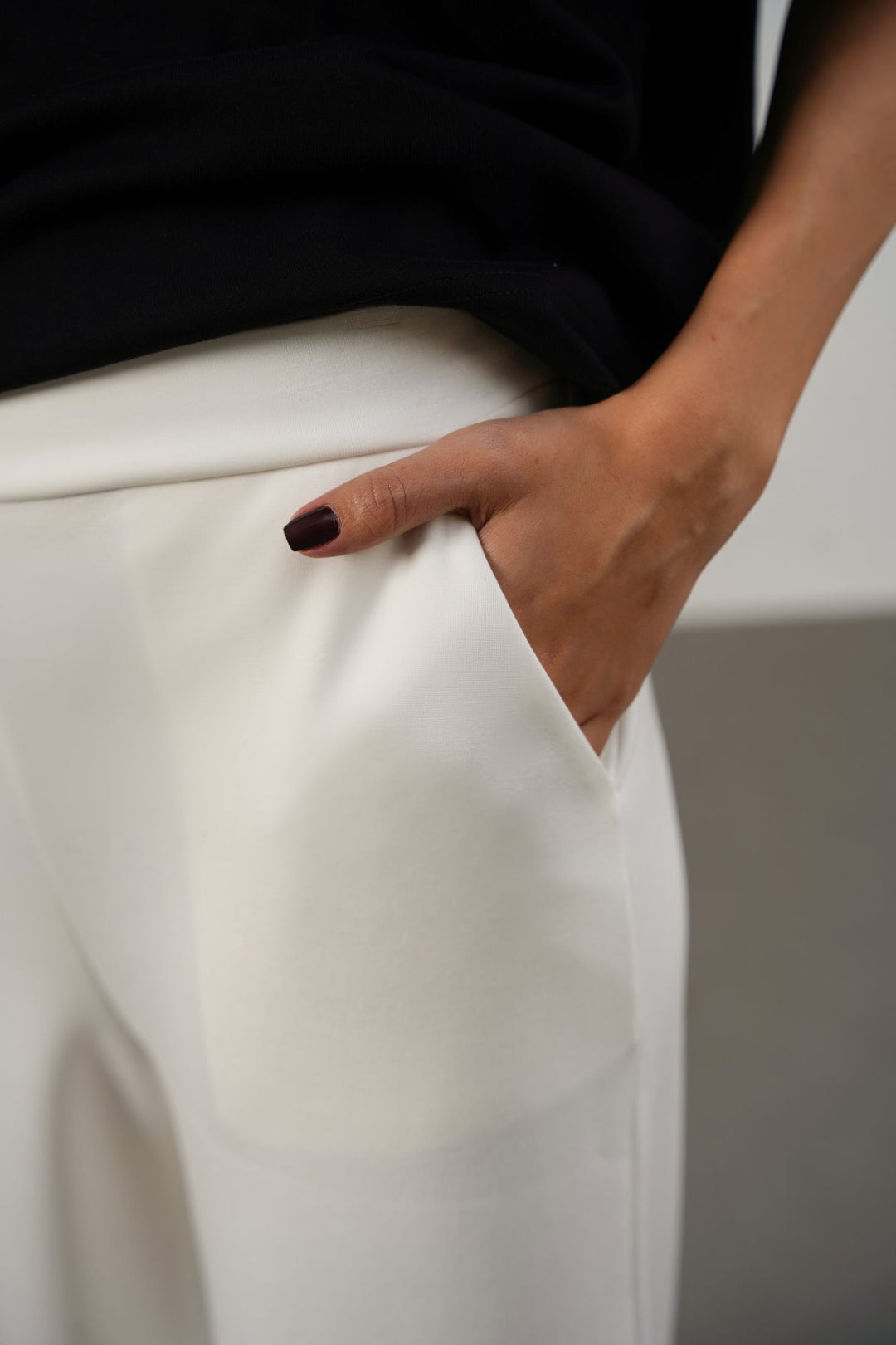 CROPPED WIDE-LEG PANTS