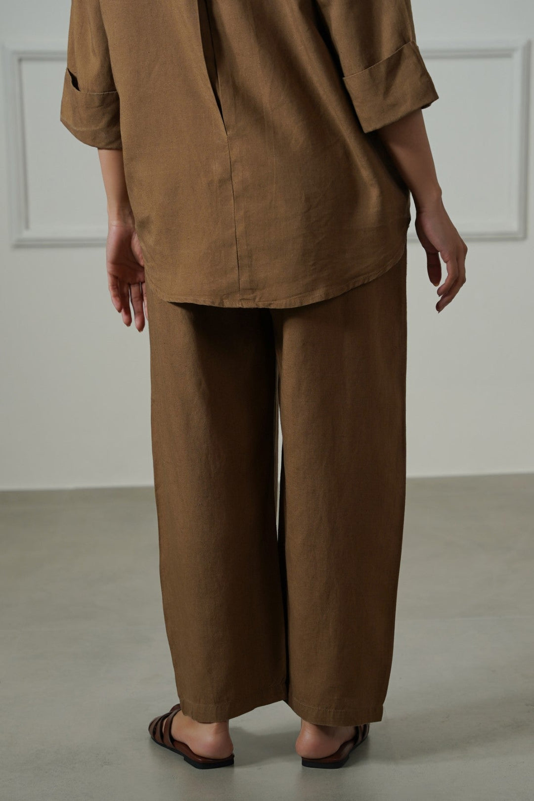 BROWN LYOCELL LINEN EASE PANTS