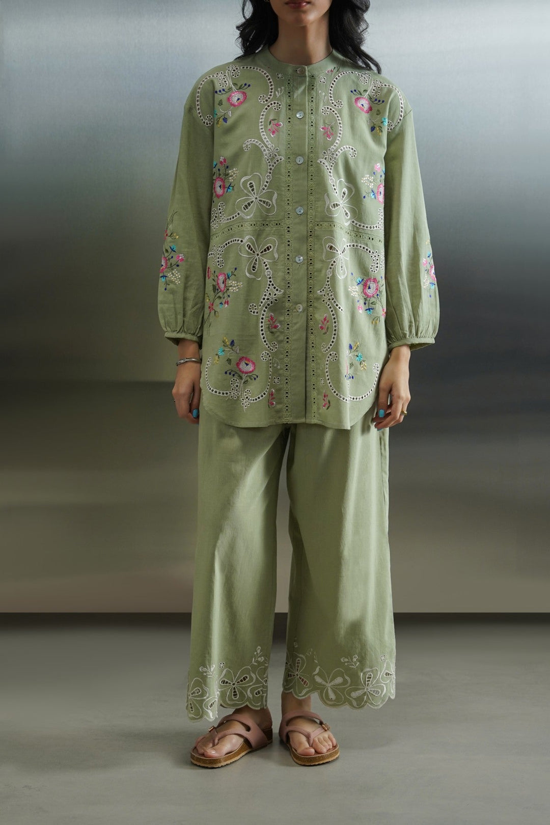 GREEN ALWAYS SPRING EMBROIDERY CULOTTES