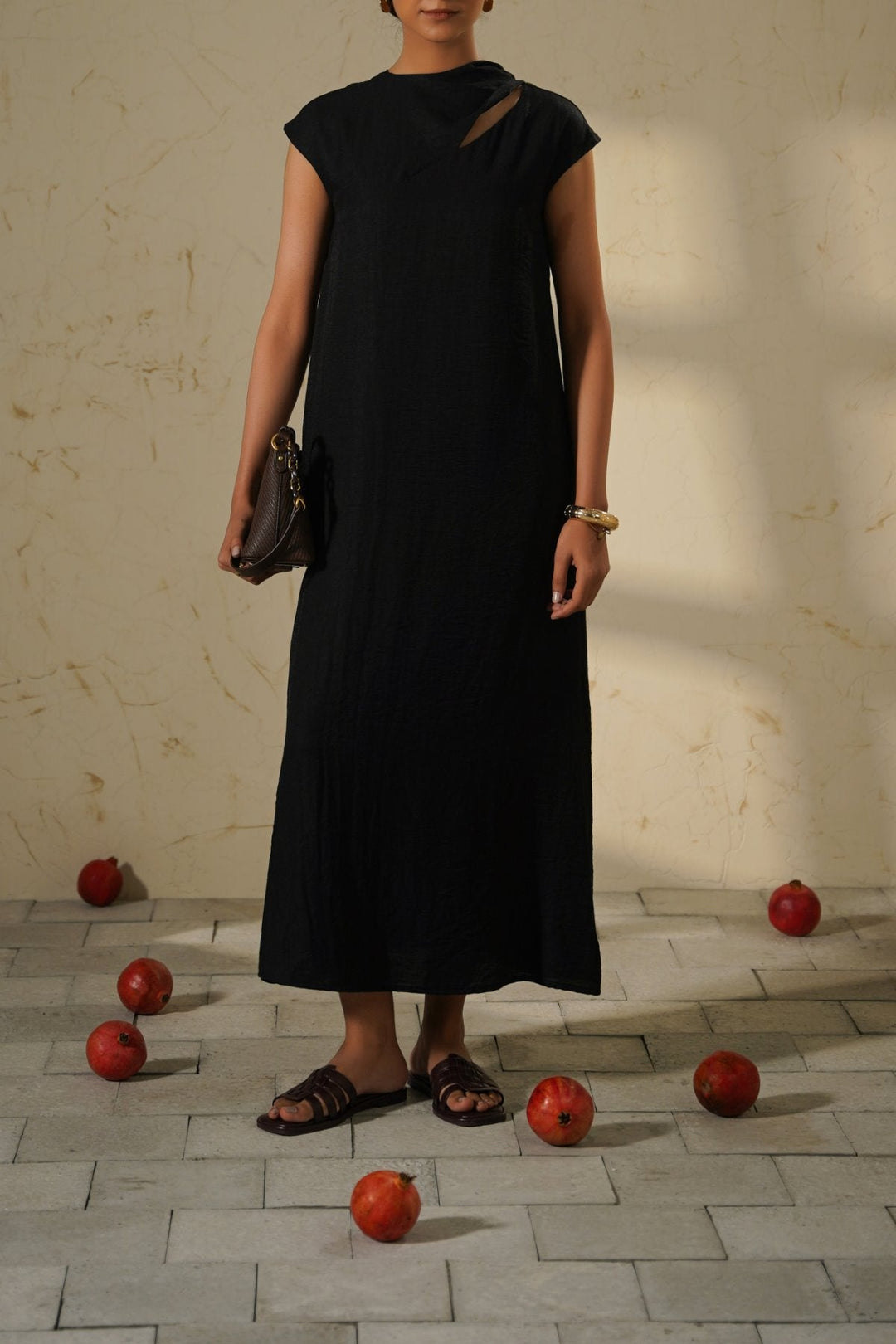 BLACK CITY DRESS WITH SCARF DETAIL