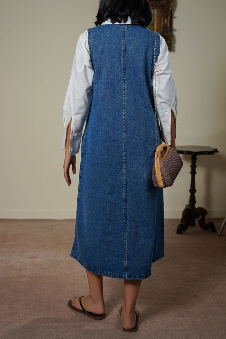 MID BLUE FARMHOUSE DENIM DRESS