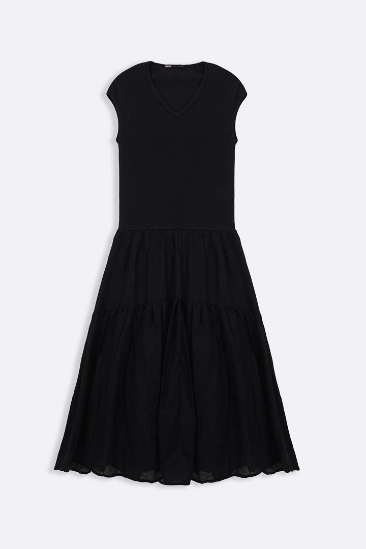 BLACK TIERED DRESS