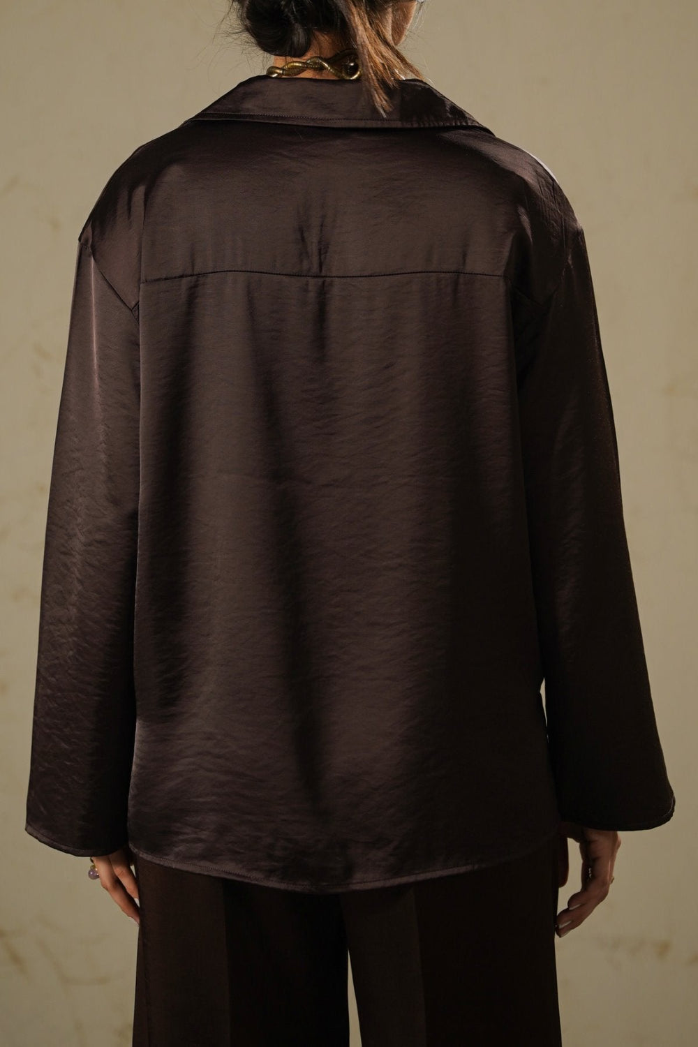 CHOCOLATE SILKY EASY BLOUSE