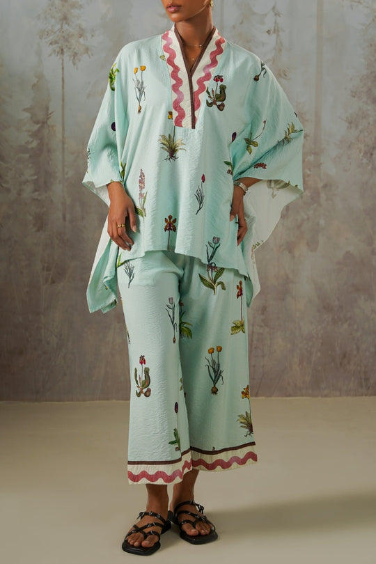 AQUA FLOWERS IN WATER KAFTAN SHIRT
