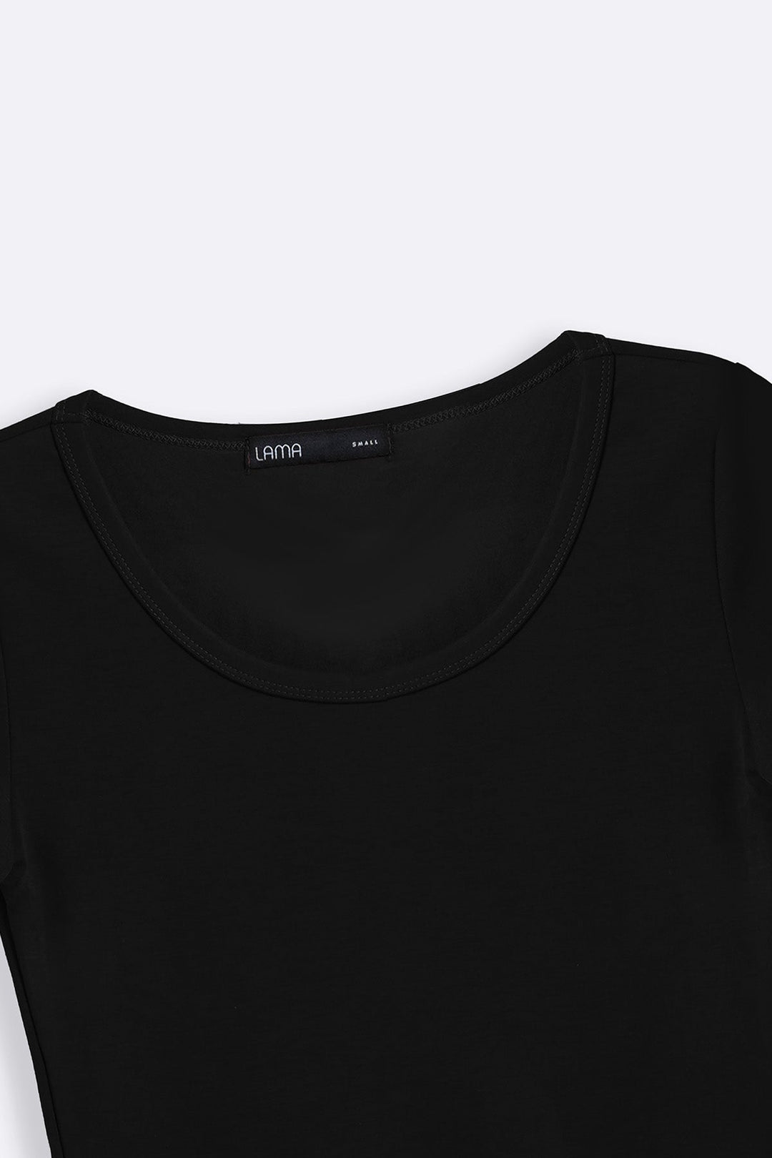 BLACK CLASSIC SCOOP NECK TEE