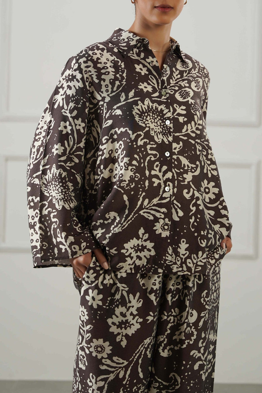 BROWN BARON BUTTON DOWN SHIRT