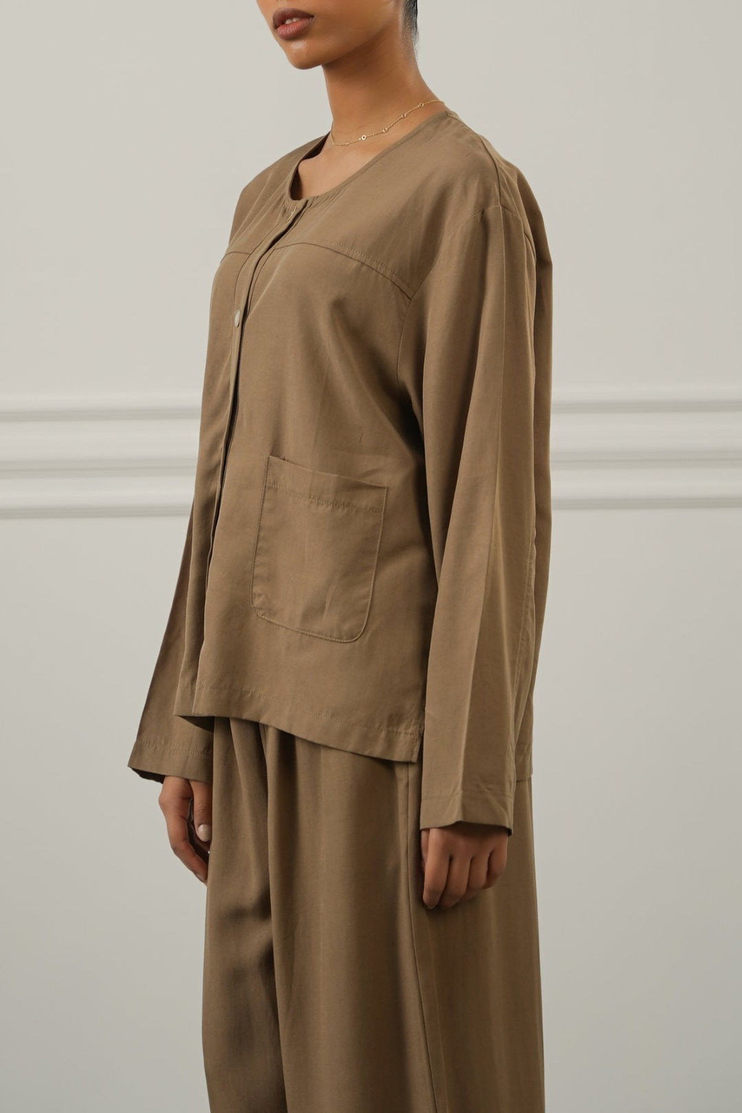 TAUPE TENCEL-LINEN POCKET BLOUSE