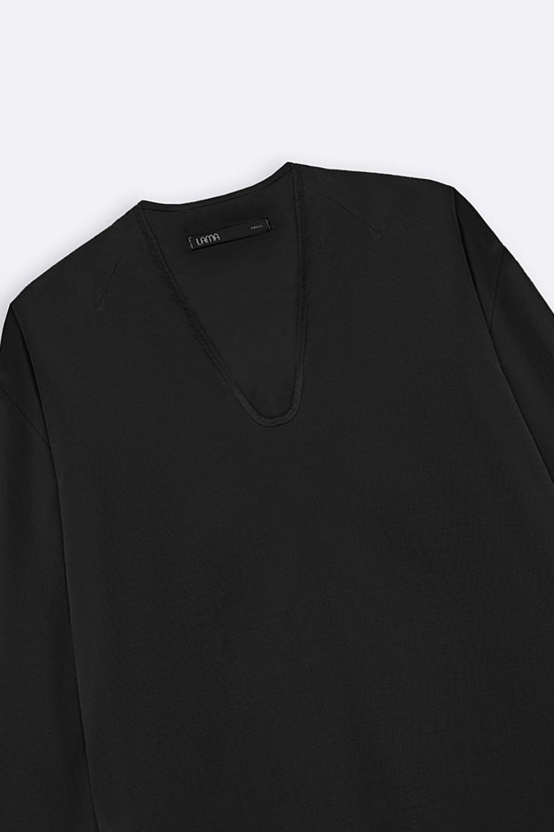 BLACK DROPLET NECK TOP