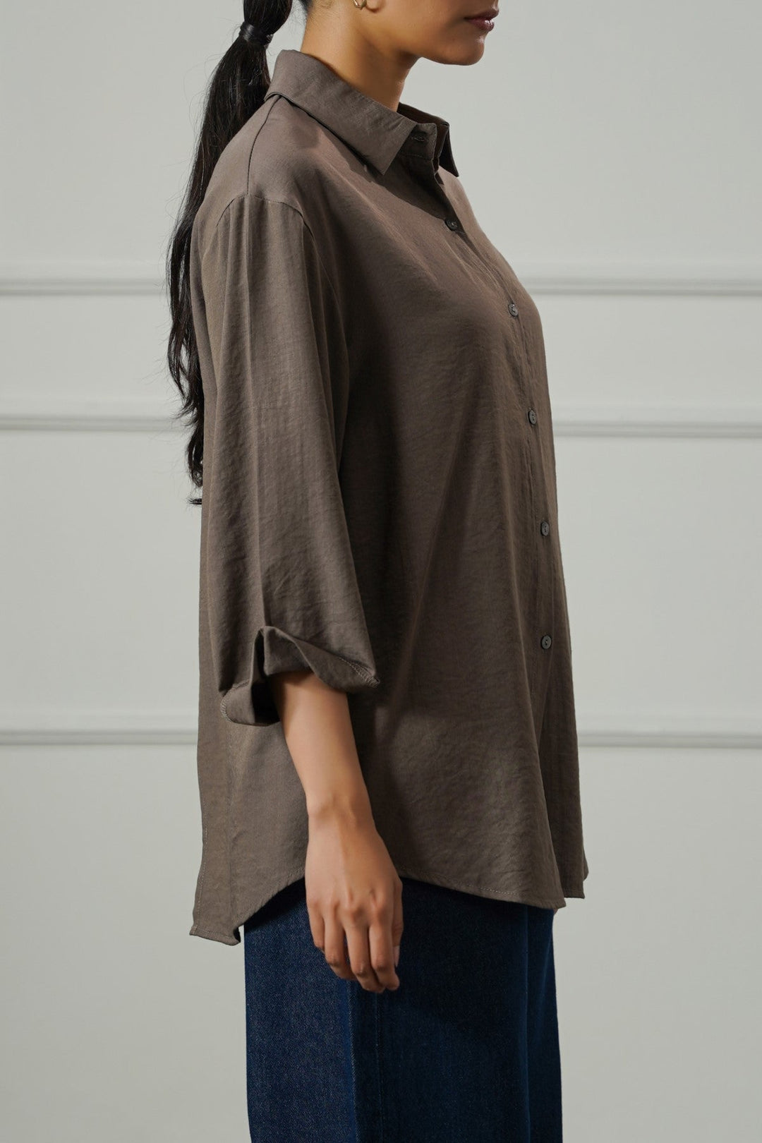BROWN BACK SLIT BLOUSE