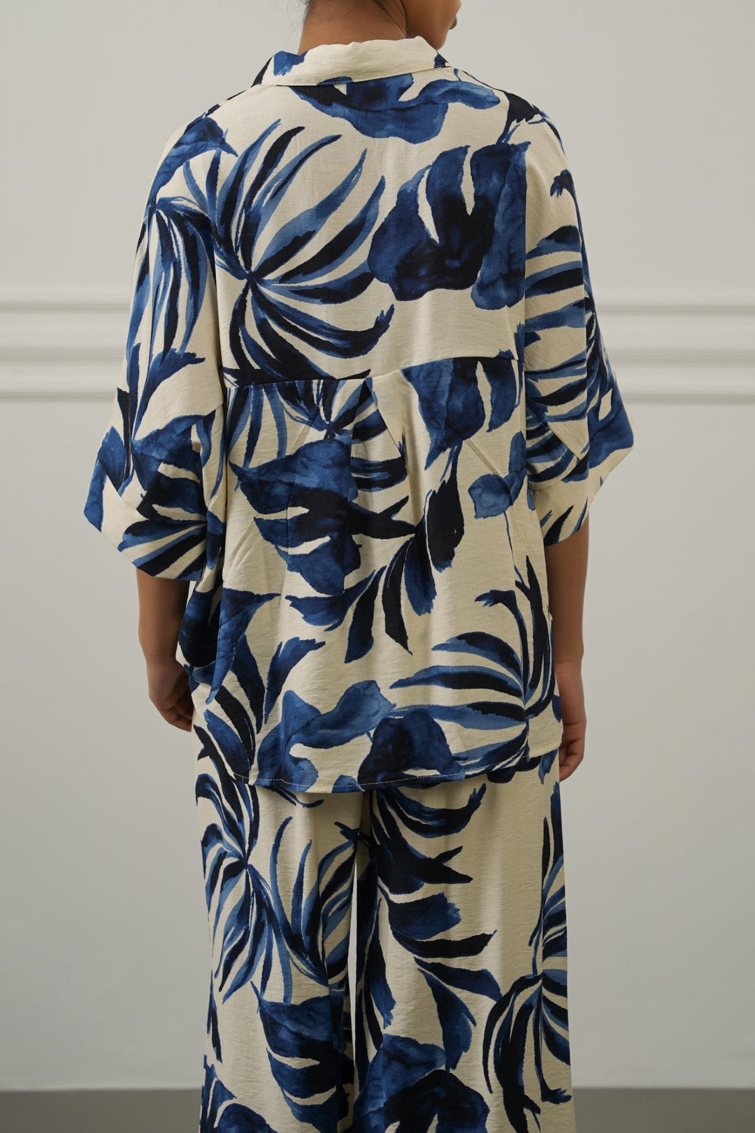 BLUE INDIGO PALM RESORT SHIRT