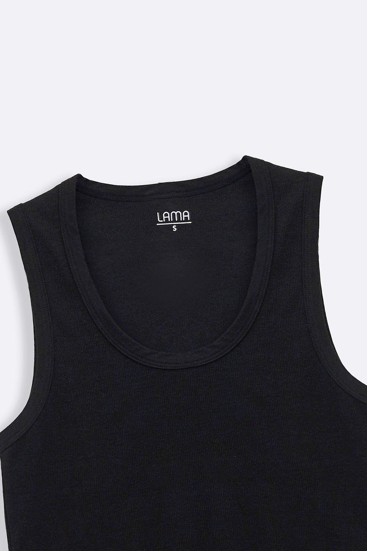 BLACK SCOOPNECK TANK
