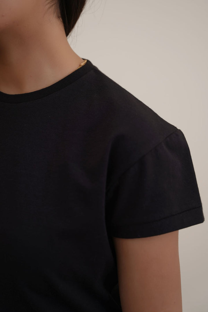 BLACK EVERYDAY STAPLE TEE