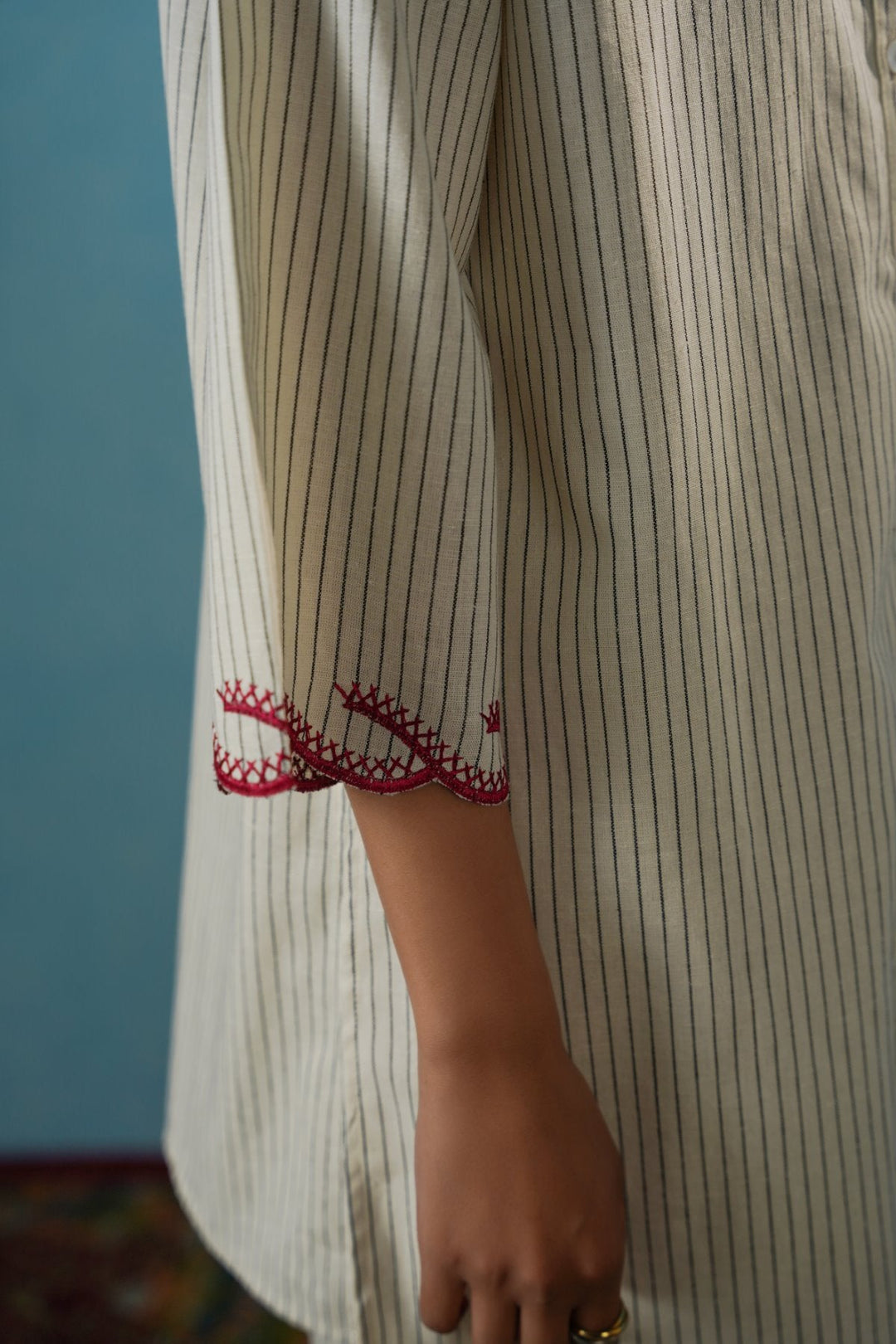 ECRU CHERRY STORY PINSTRIPE SHIRT