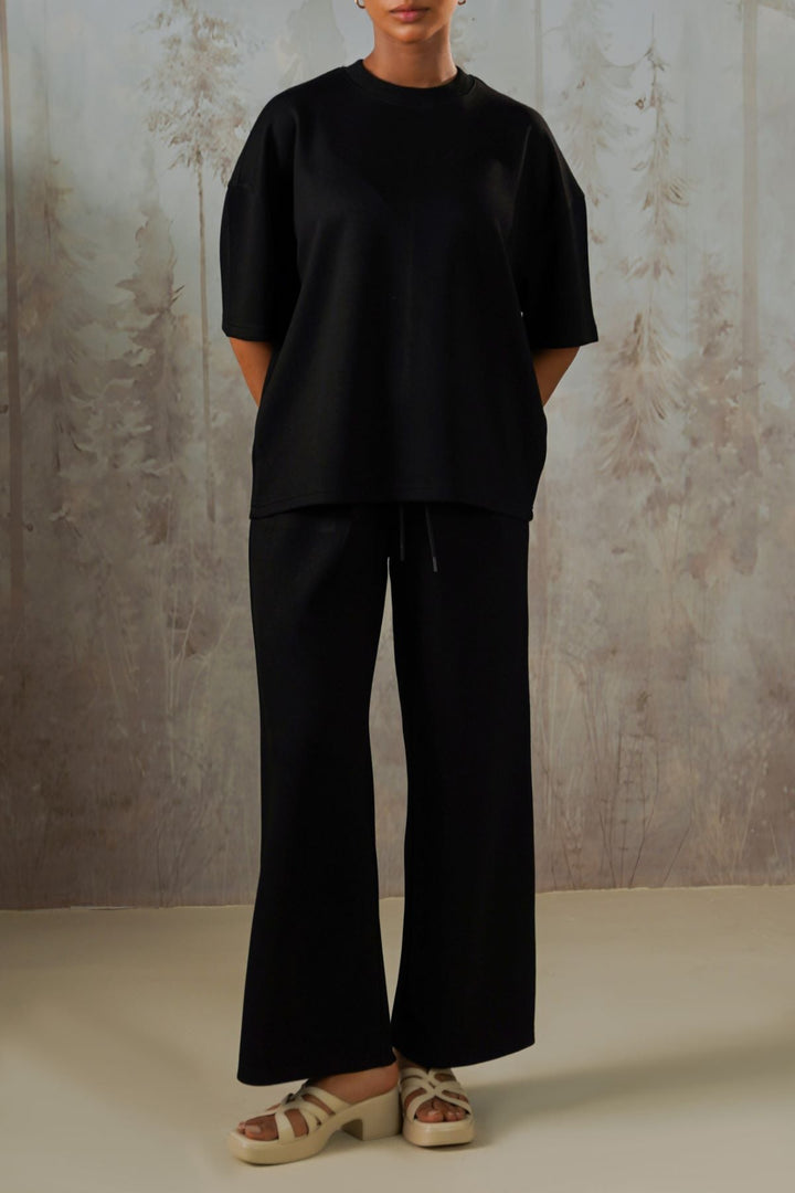 BLACK DRAFT STUDIO TEE