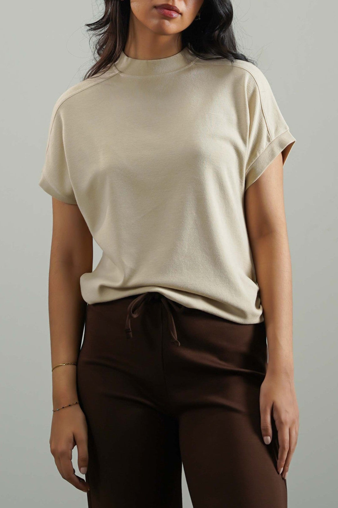 BEIGE FUNNEL NECK KNIT TOP