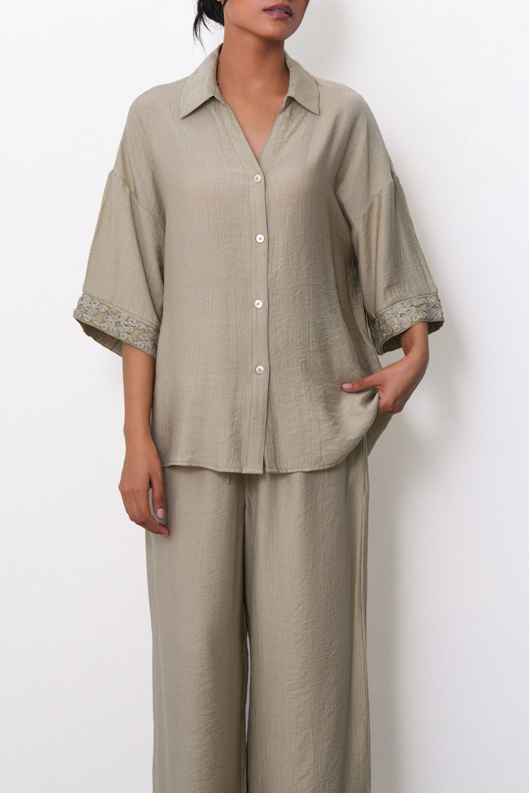 SAGE LACE TRIM BLOUSE