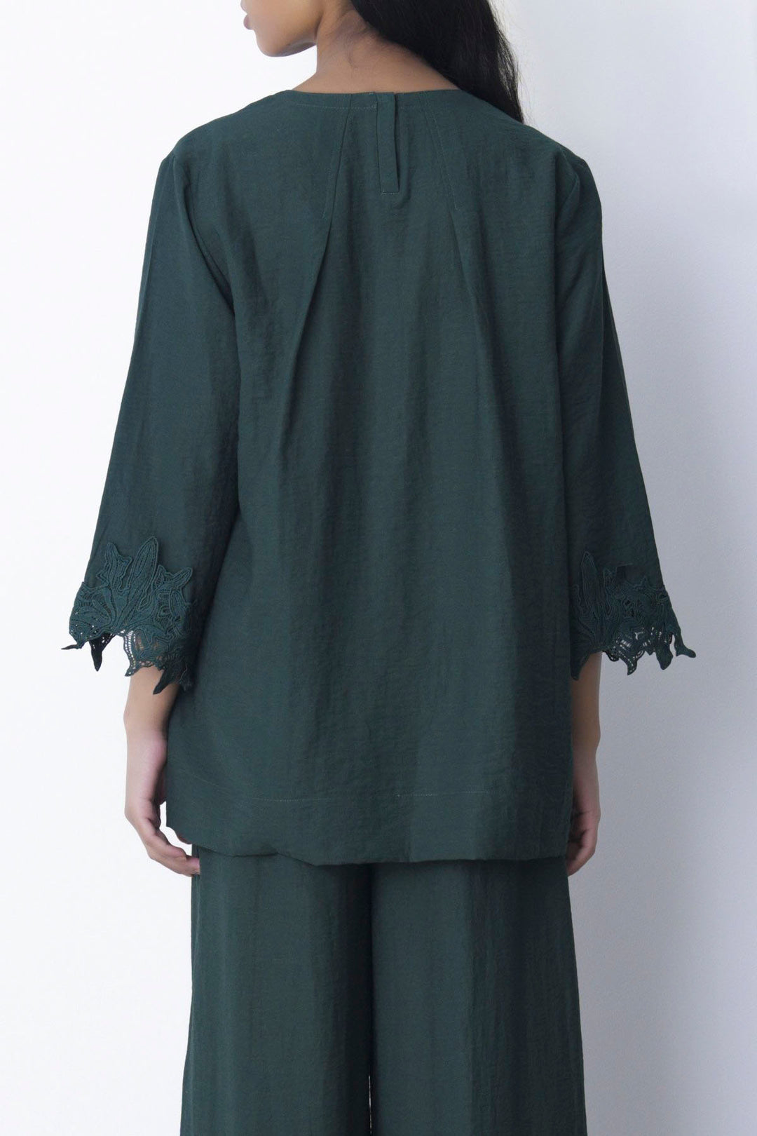 SOFT LACE SHIRT