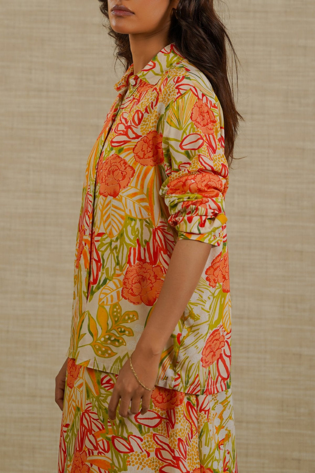CORAL GARDENIA BUTTON DOWN