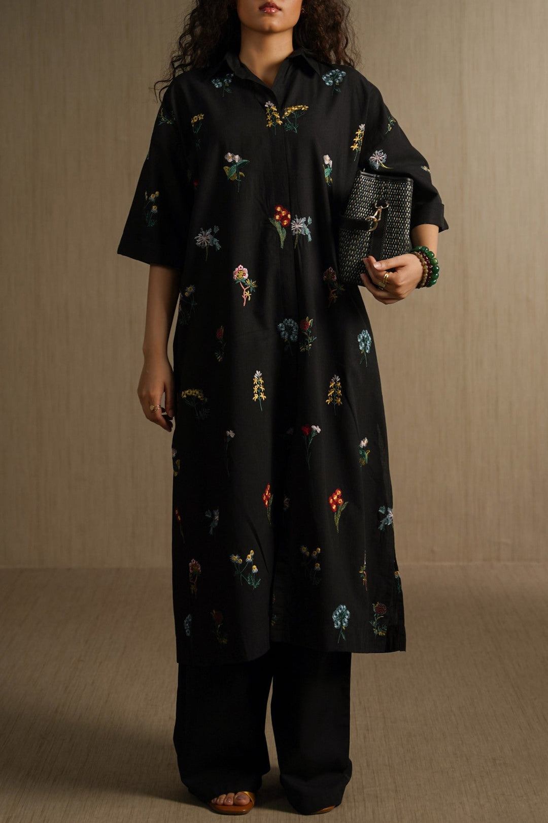 BLACK BLACK FLORA TUNICS