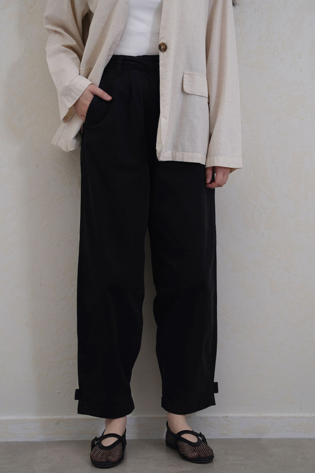 MOM  STRAIGHT PANTS
