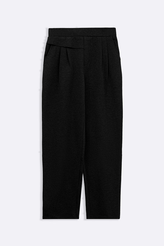 BLACK STRETCHY PLEATED TROUSERS