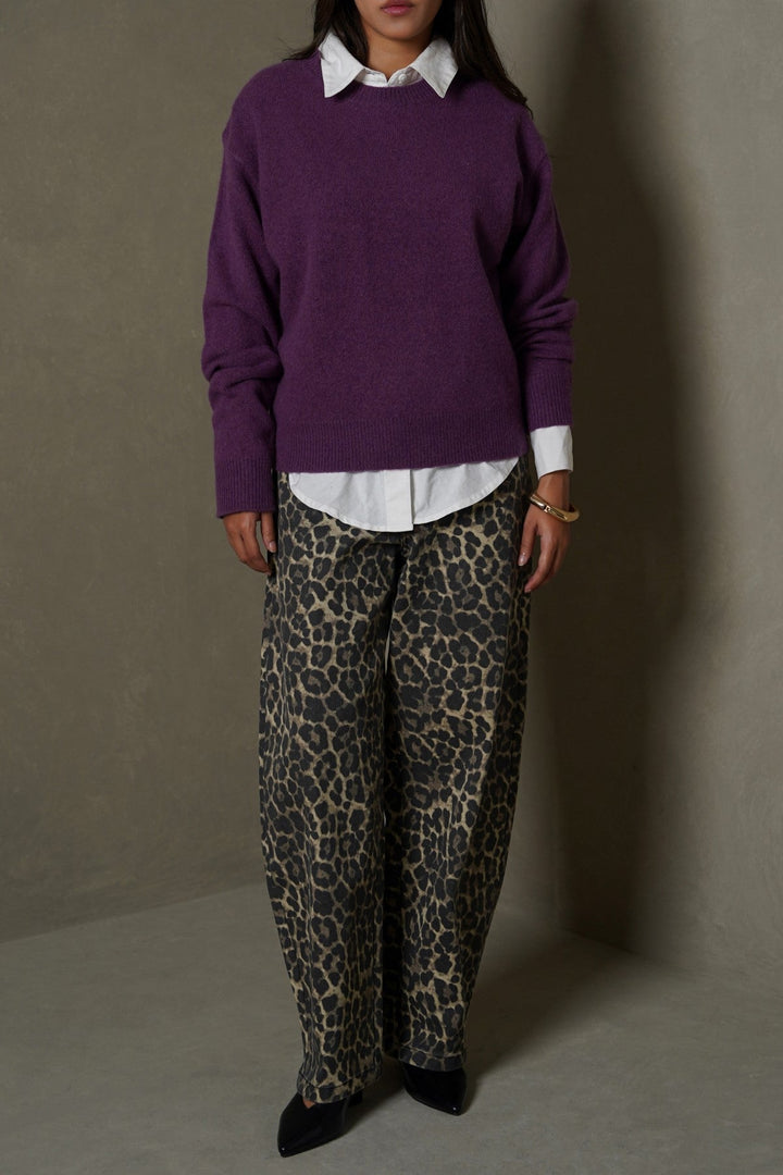 BEIGE LEOPARD BARREL PANTS