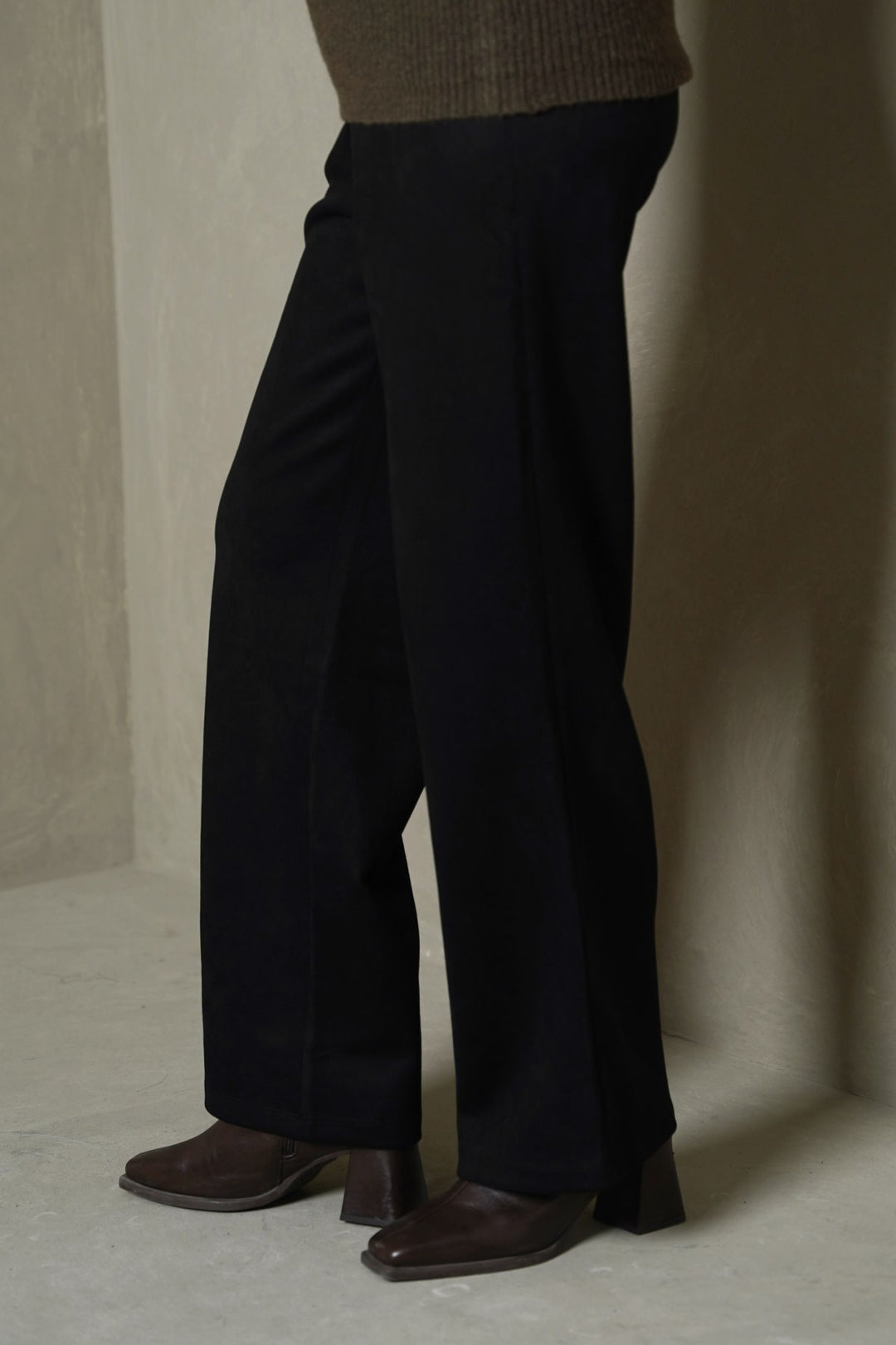 BLACK SUEDE PANTS