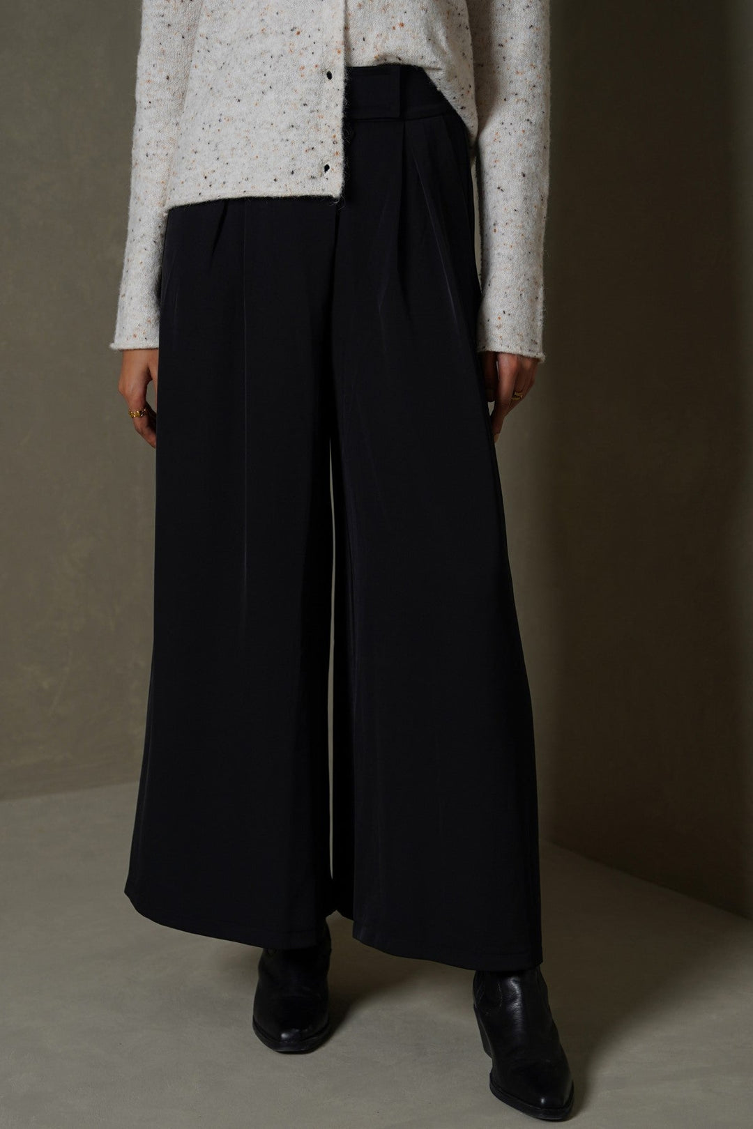 BLACK KYOTO CAPRICE PANTS