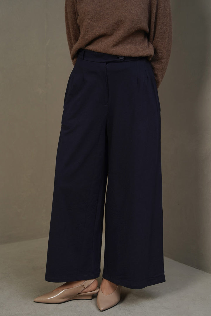 BLUE STRAIGHT LEG PANTS