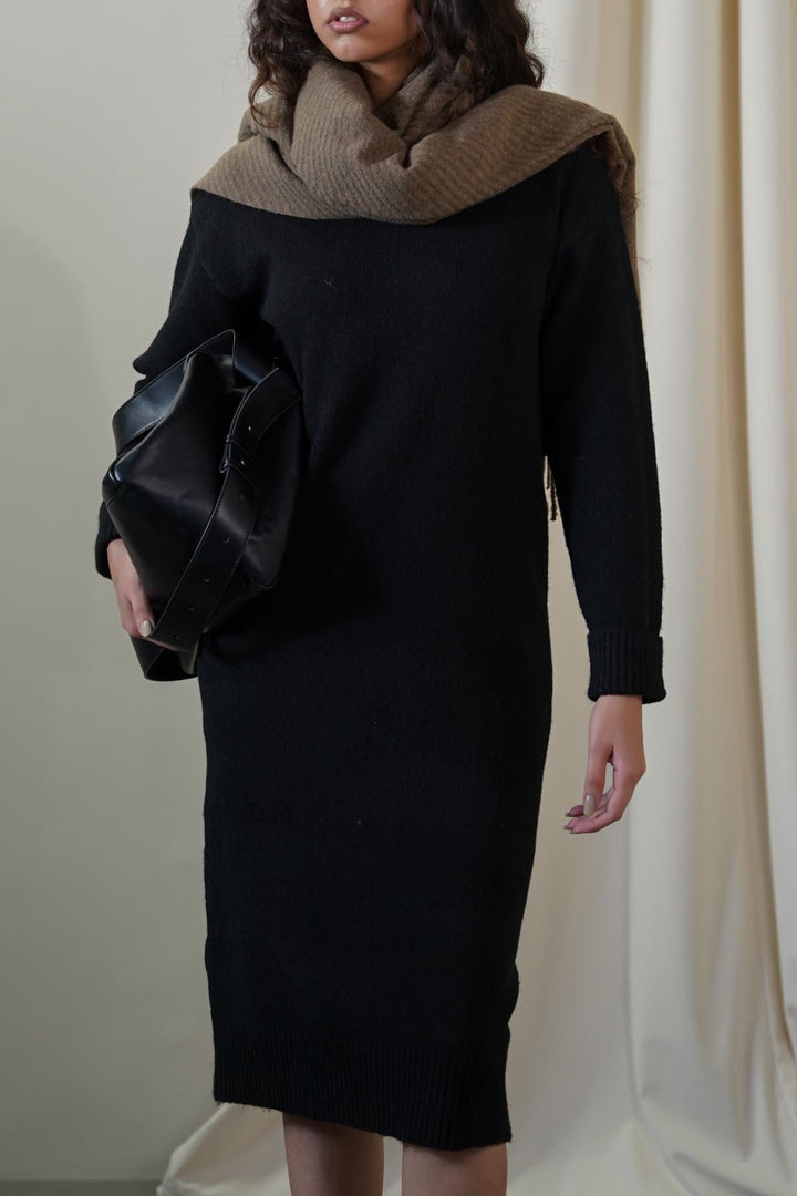 BLACK EVERYTHING WINTER DRESS