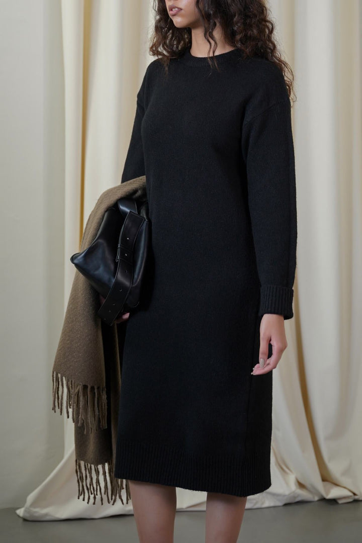 BLACK EVERYTHING WINTER DRESS