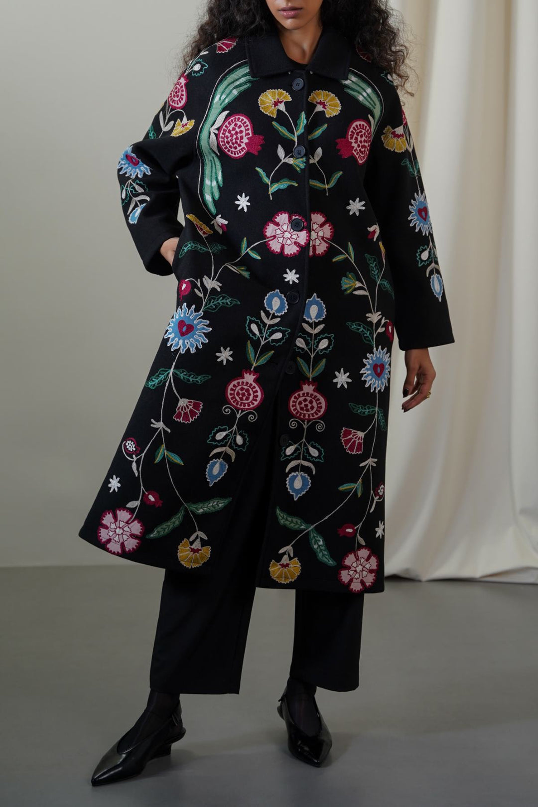 BLACK BOUTIQUE EMBROIDERED LONG COAT