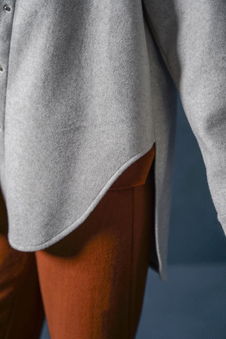 OAT WHITE HIGH HEM SHACKET