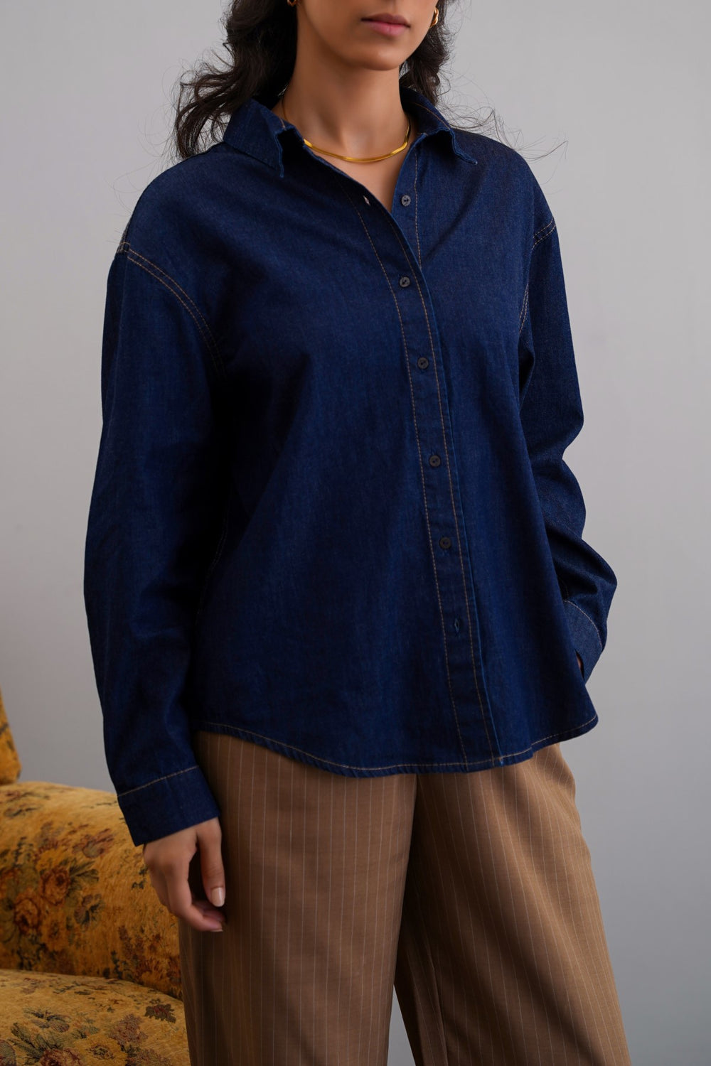MID BLUE RELAXED DENIM SHIRT