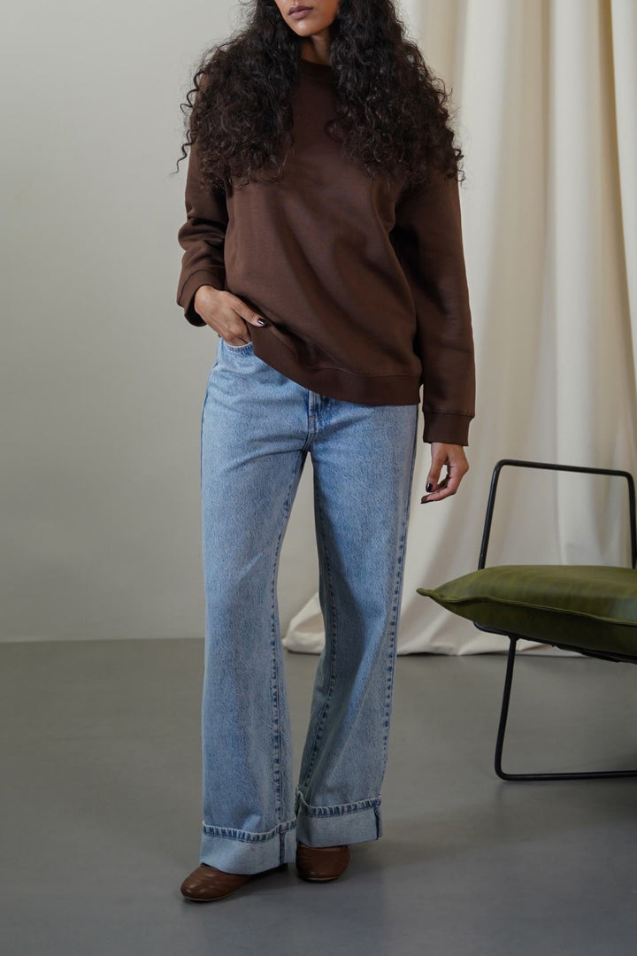 BROWN CLASSIC SWEATSHIRT