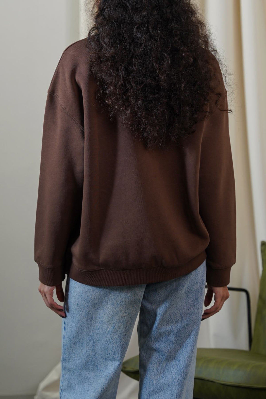 BROWN CLASSIC SWEATSHIRT