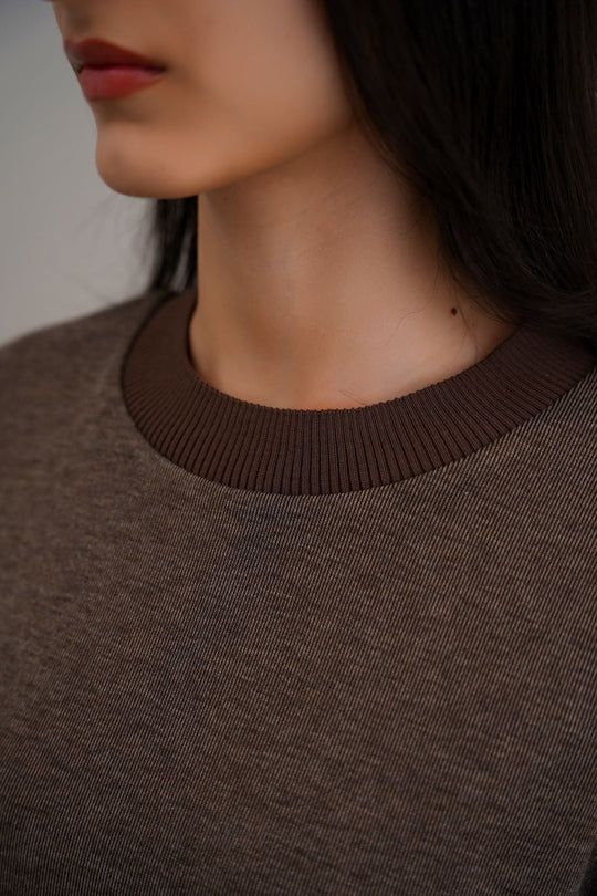 BROWN LIVE IN TEE