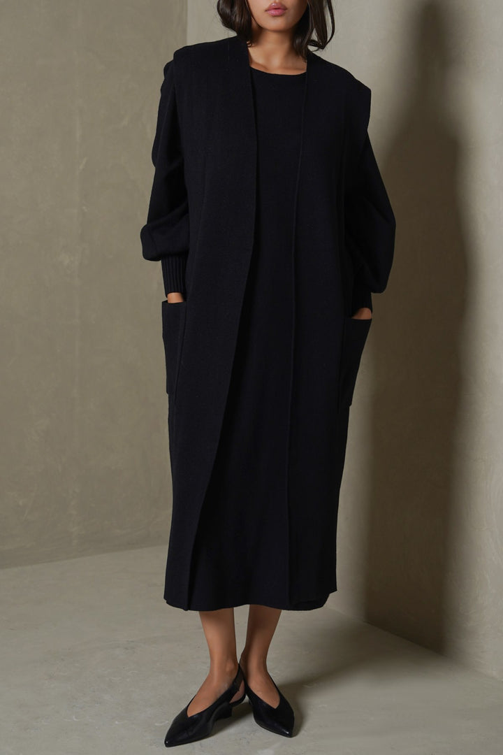 BLACK URBAN WALK CARDIGAN