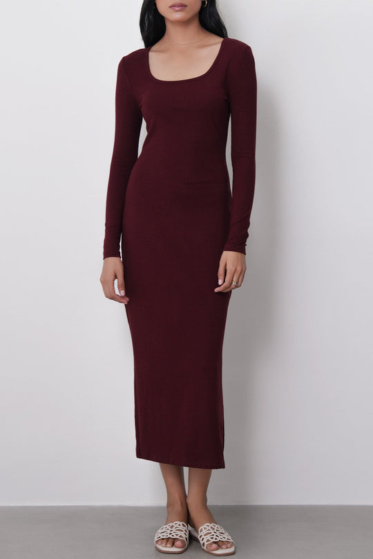 BURGUNDY-SCOOP NECK DRESS