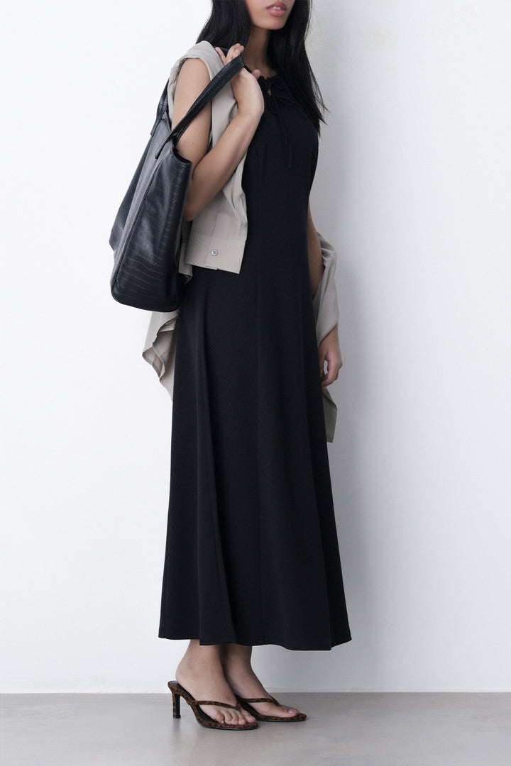 BLACK-FRONT TIE NECK DRESS