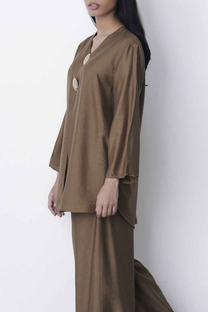 BROWN-SEA TREASURES BLOUSE