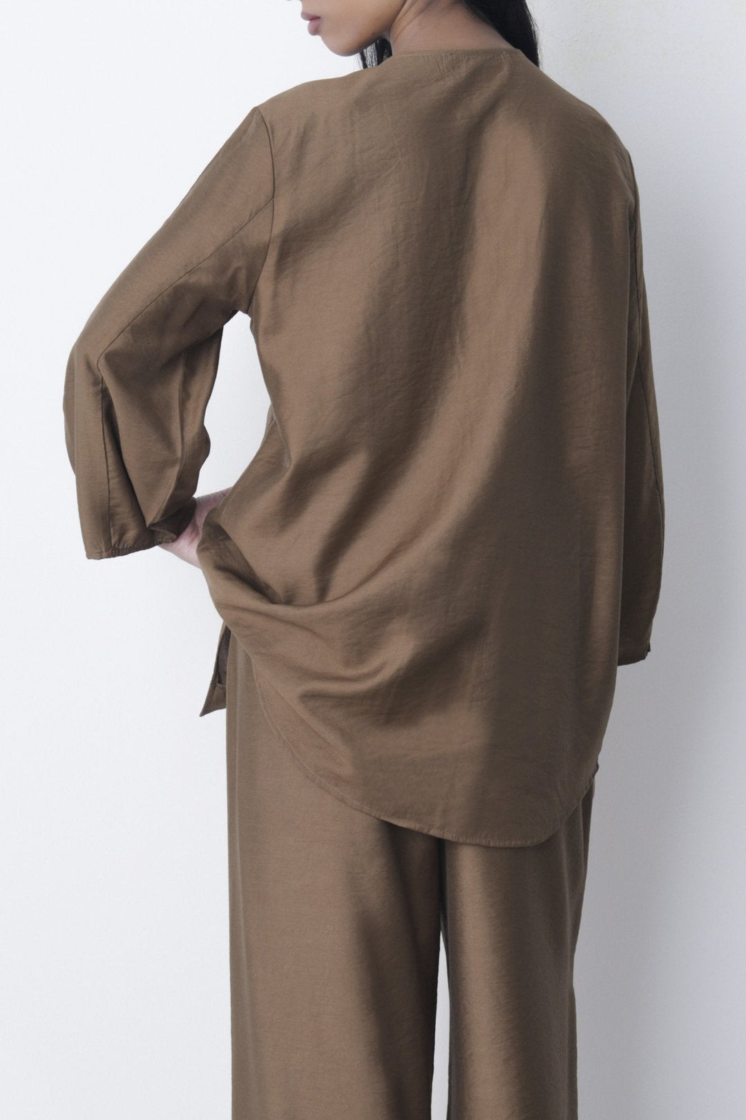 BROWN-SEA TREASURES BLOUSE