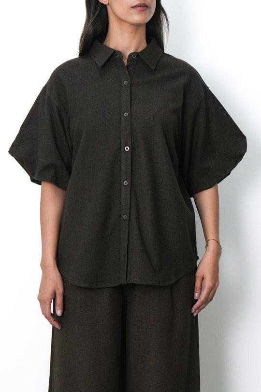 OLIVE BOXY KNIT SHIRT